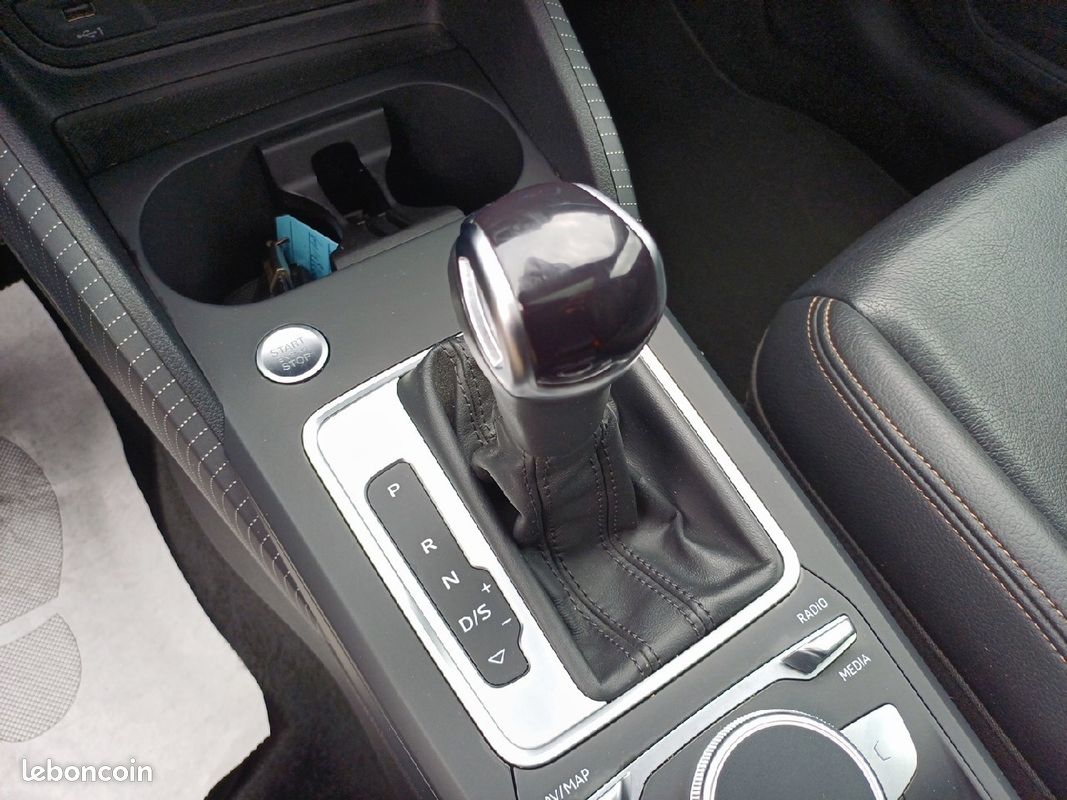 AUDI Q2 35 TFSI 150 S tronic 7 Design Luxe (image 15)