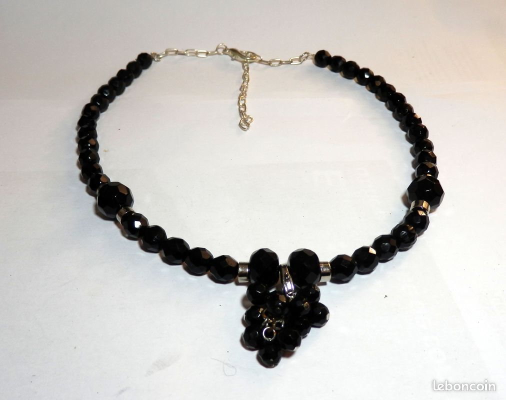 Collier pendentif amovible, perles de verre (image 2)