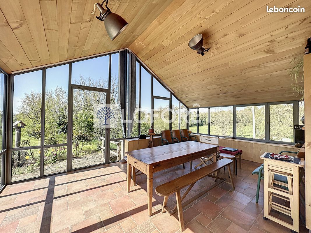 Propriété 4 pièces 175 m² - Parthenay 79200 (image principale 9)