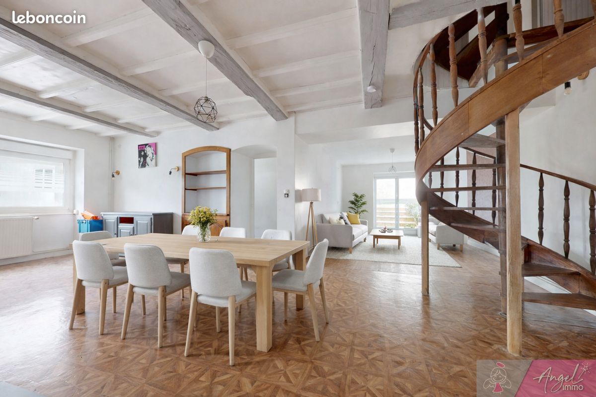 Maison 5 pièces 154 m² · à Audelange · 154 m² · 155 000 €