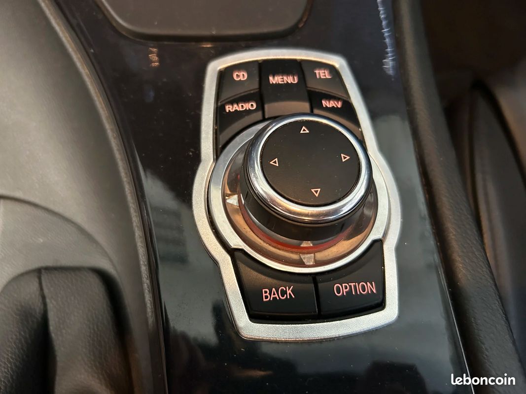 Bmw SERIE 3 E92 LUXE LCI Coupé 320d 184 cv Boîte auto / Suivi D'entretien Complet (image 34)