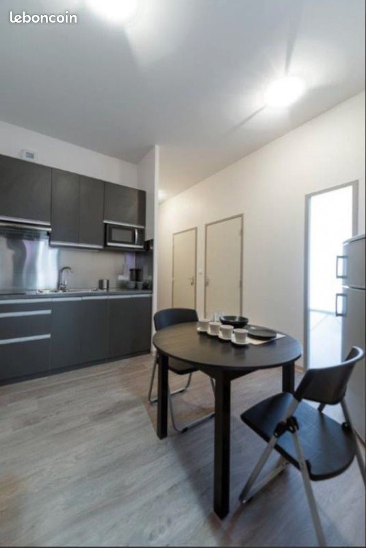 Appartement 3 pièces 43 m² · à Reims · 43 m² · 490 €