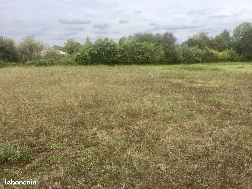 Terrain 615 m² Saint Andre De Cubzac · à Saint-André-de-Cubzac · 29 000 €