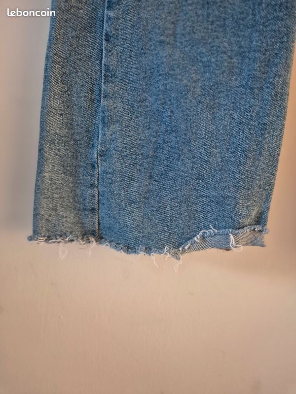 Jean Zara bleu évasé / flare - Poches plaquées - Taille 38 (image 3)