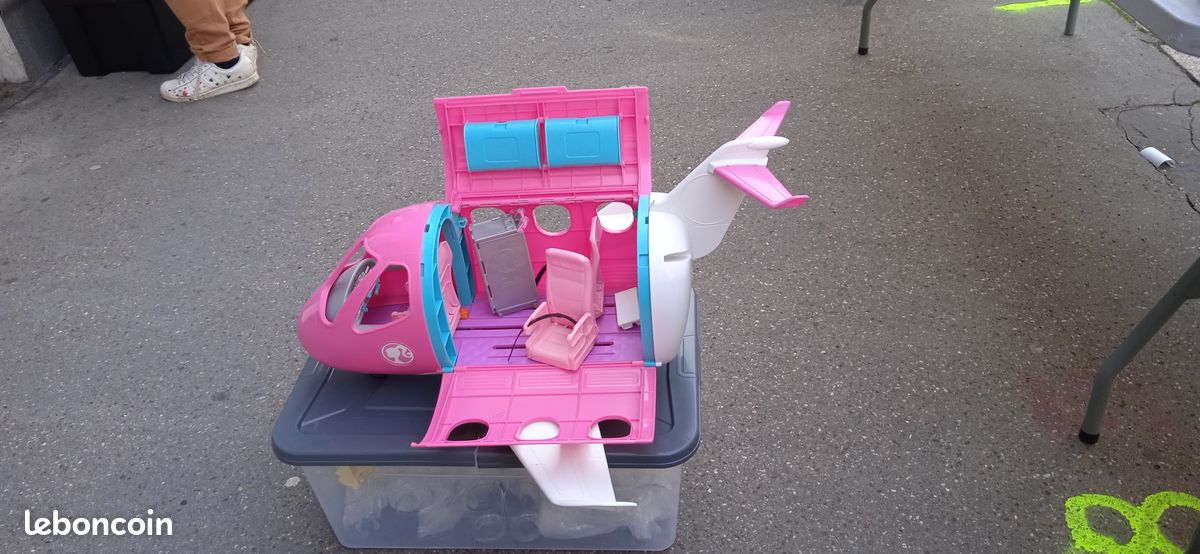 Vends avion BARBIE (image 1)