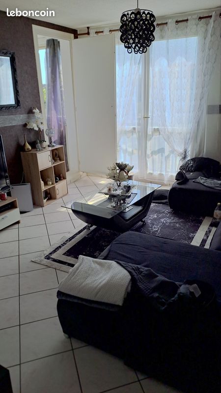 Appartement 3 pièces 67 m² · à Valence · 67 m² · 65 000 €