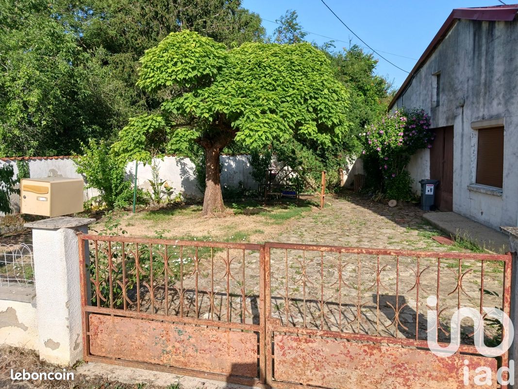 Maison 4 pièces 101 m² · à Magné · 101 m² · 94 000 €