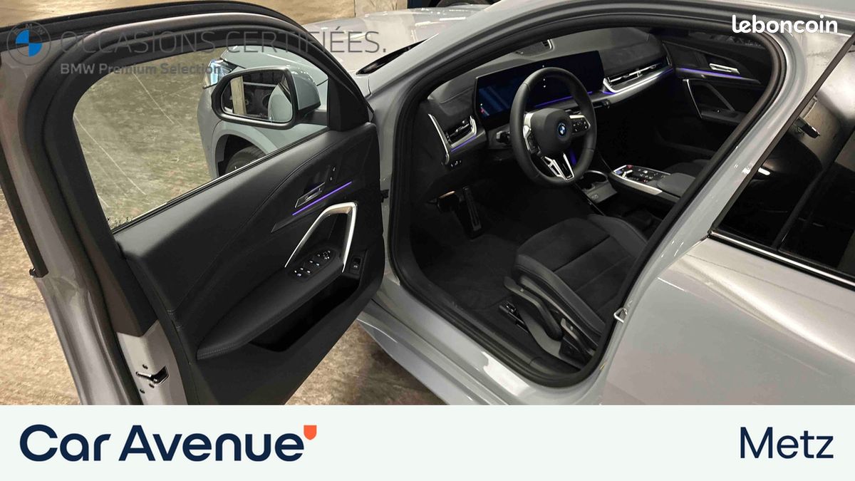 BMW iX2 eDrive20 204ch BVA M Sport (image 29)