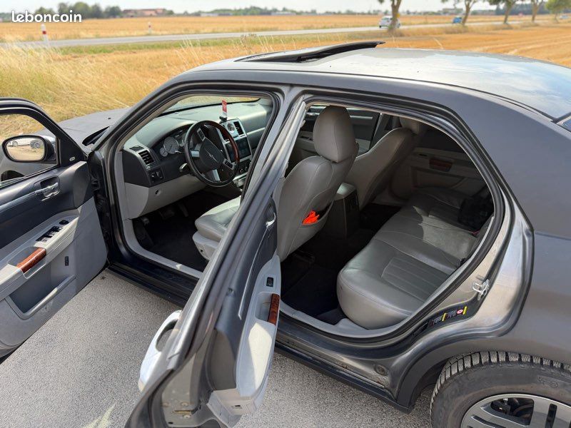Chrysler 300 C 3.0 CRD (image 5)