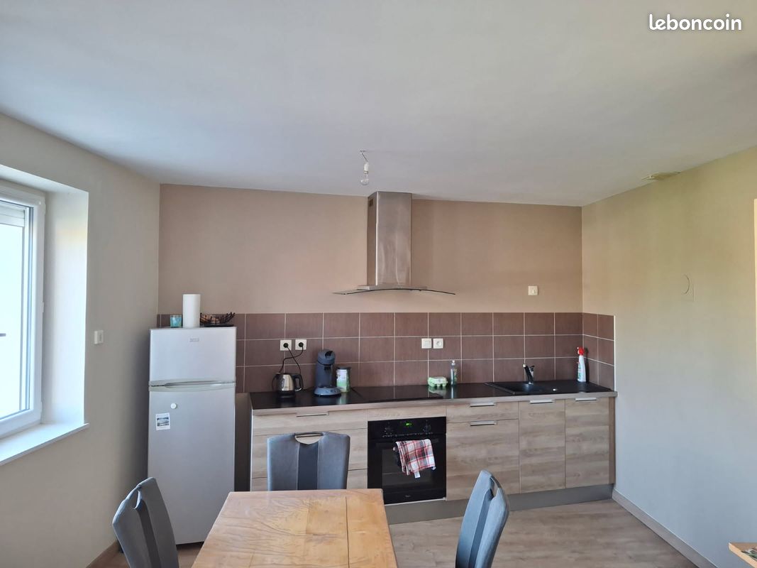 Appartement 2 pièces 47 m² · à Saint-Maurice-de-Lignon · 47 m² · 320 €