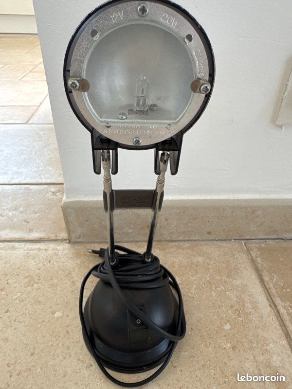 Lampe de bureau Led noire (image 1)