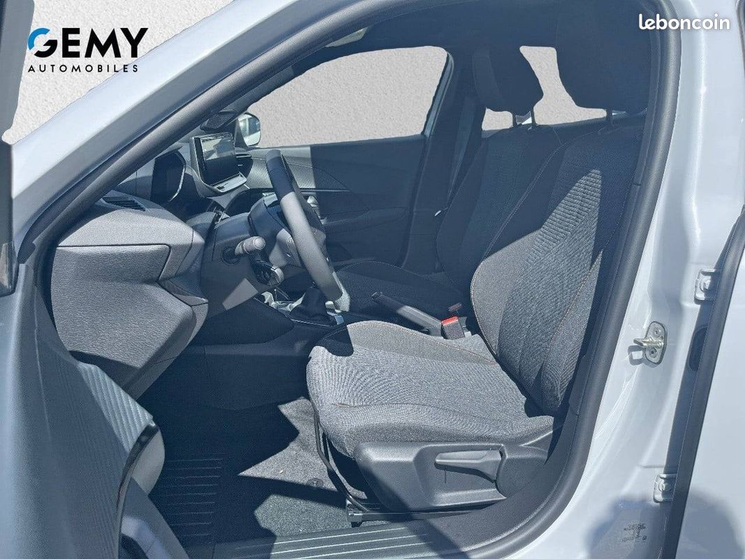 PEUGEOT 2008 100 S&S BVM6 Style (image 9)