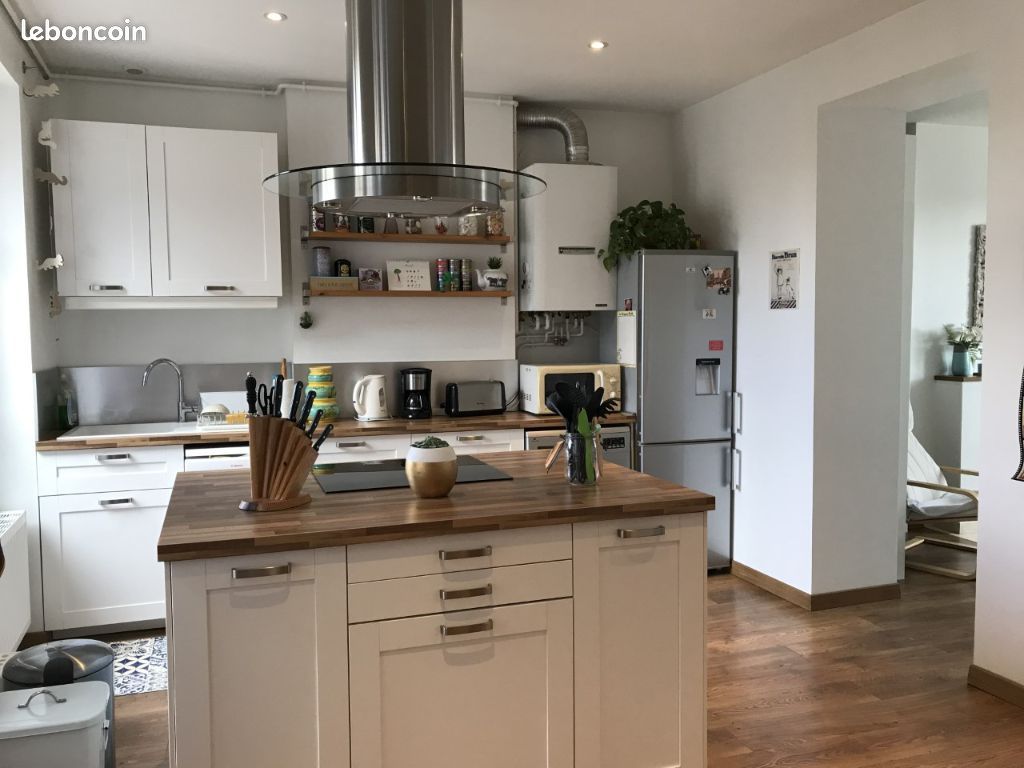 Appartement 1 pièce 62 m² · à Bourg-en-Bresse · 62 m² · 750 €