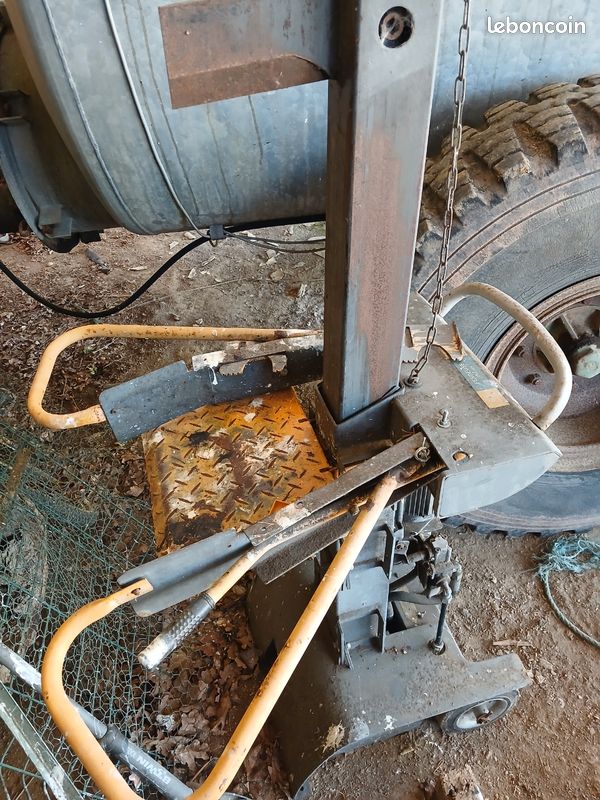Fendeur a bois électrique (image 1)