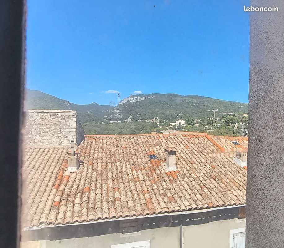 Maison 8 pièces 138 m² · à Ganges · 138 m² · 86 000 €