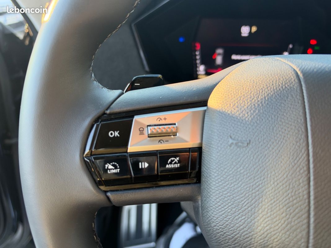 DS DS 4 BlueHDi 130ch Etoile {7.000 KM REEL - DRIVE ASSIST 2.0 - CAMERA 360°} (image 26)