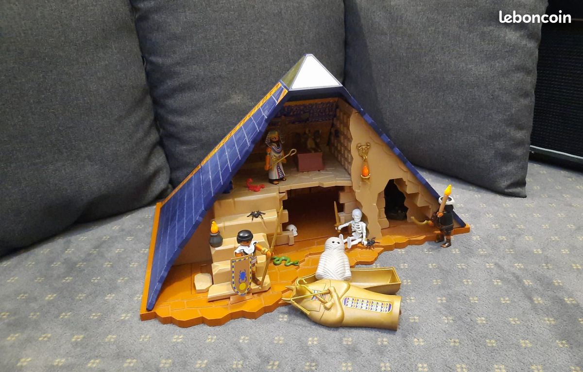 Playmobil - pyramide (image 1)