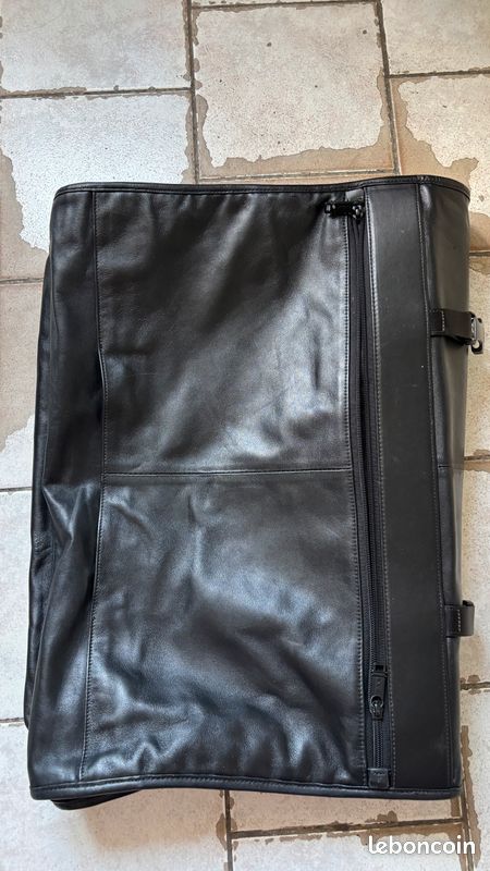 TUMI Alpha Leather Garment Bag • Executive Travel Business Luxe Carry-On Black Leather (image 6)