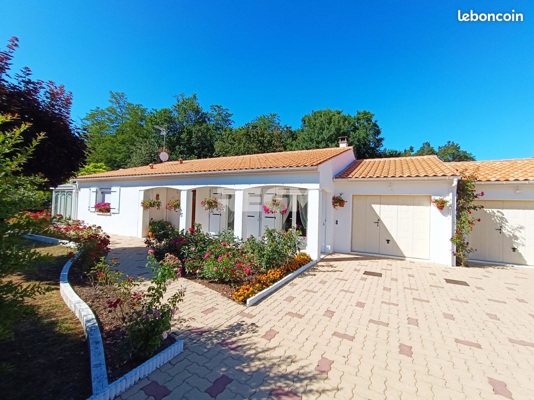 Maison 4 pièces 130 m² · à Breuillet · 130 m² · 429 500 €