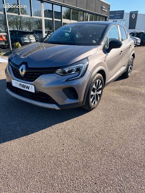 RENAULT Captur (image 1)