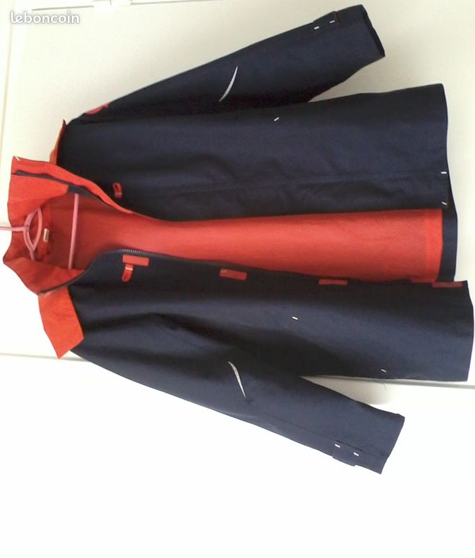 Veste impreméable bleu foncé Taille 12 ans (image 1)