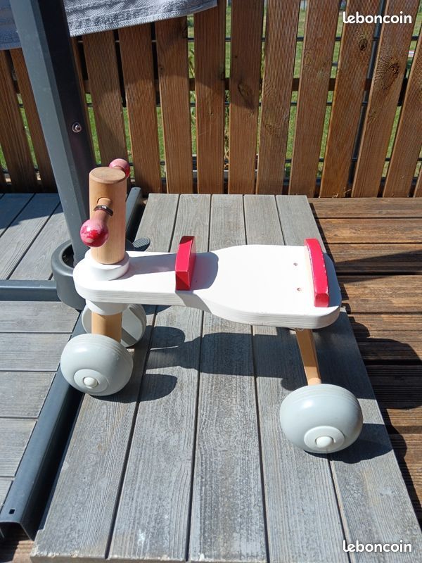 Jouet Oxybul Oxybul Porteur Bois Oxybul Porteur Bois Roues Stable