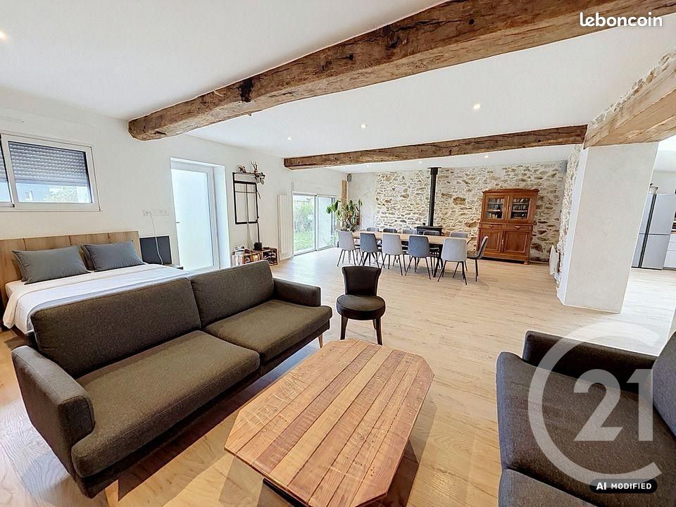Maison 2 pièces 93 m² · à Teillé · 93 m² · 220 000 €
