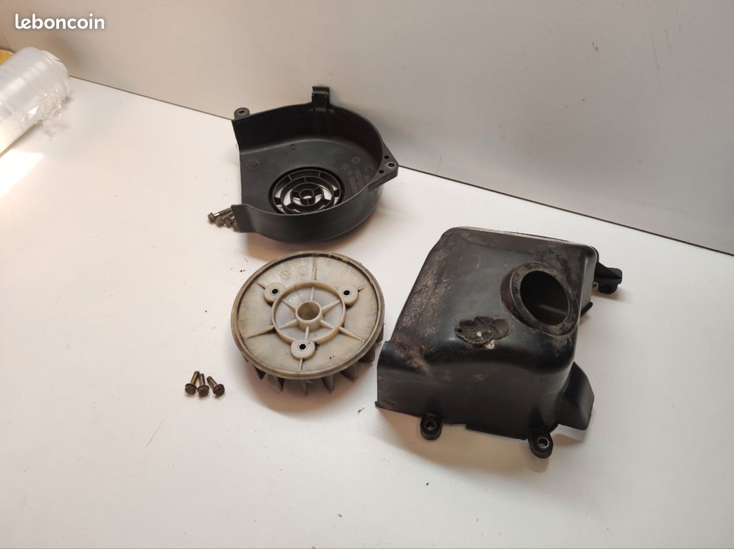 Carter de ventilation Peugeot ludix (image 2)