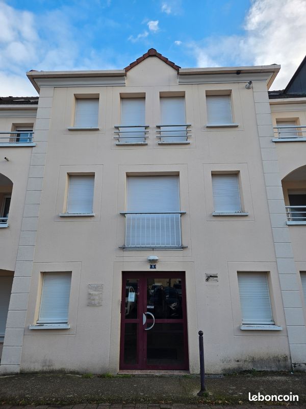 Appartement 1 pièce 33 m² · à Luzarches · 33 m² · 770 €/mois