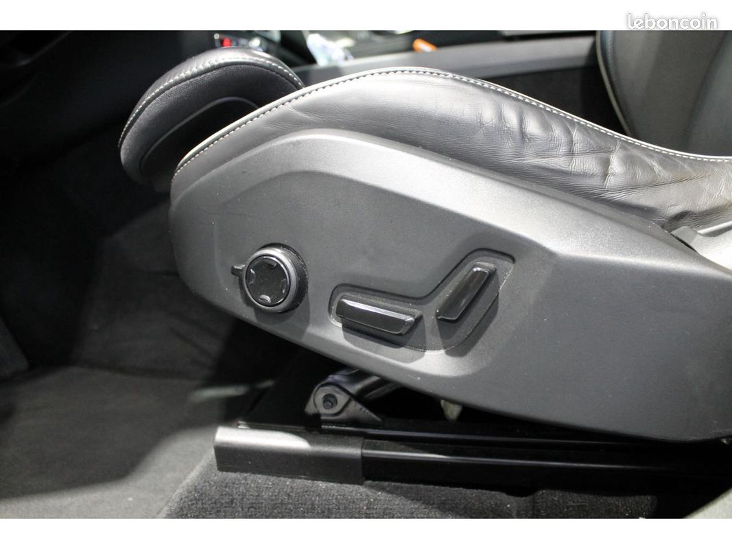 VOLVO XC60 T8 AWD - Polestar Engineered Garantie Constructeur / Caméra 360 / Sièges chauffants (image 20)