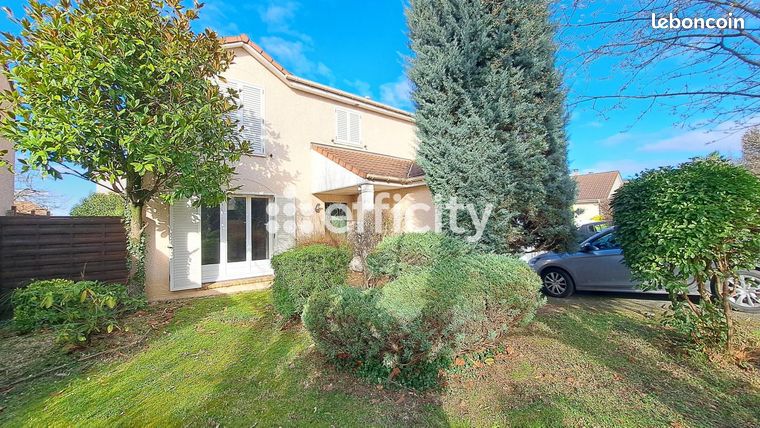 Maison 6 pièces 138 m²