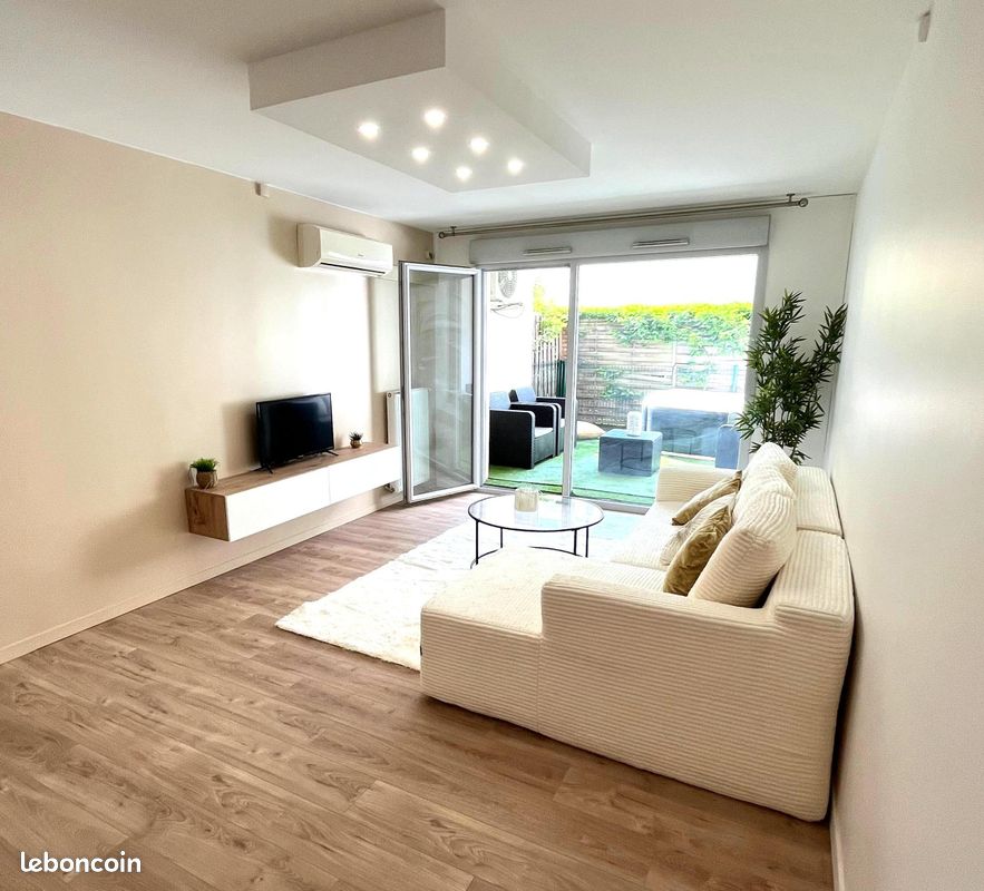 Parking 3 pièces 70 m² · à Villeurbanne · 70 m² · 269 000 €