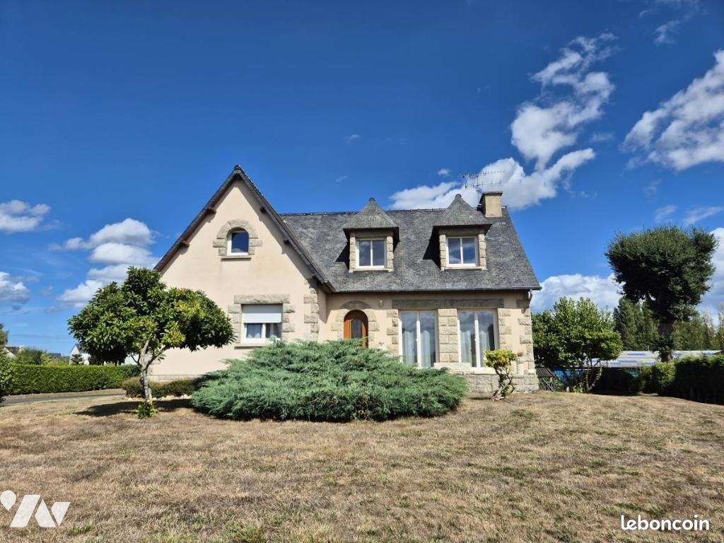 Maison 7 pièces 159 m² · à Plancoët · 159 m² · 341 400 €