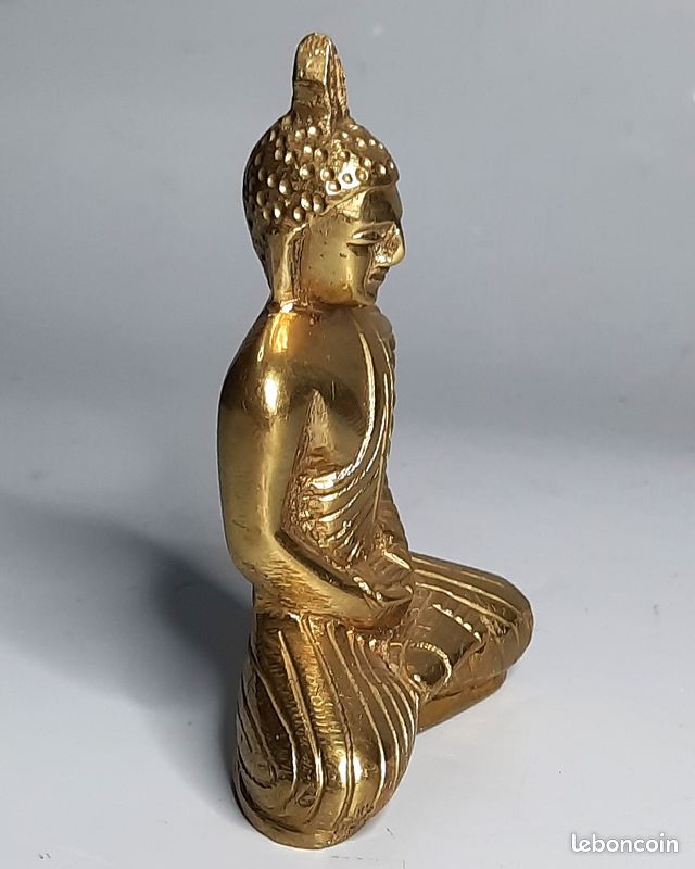 WOO MANTO Petite Figurine de Bouddha Assis Portable - Statue Miniature en Laiton - Décoration de Table - Figurine de méditation - Antique à la Maison/au Bureau