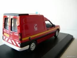 Miniature Norev SB 1/43 – Renault 30 Pompiers Morbihan – Modifié