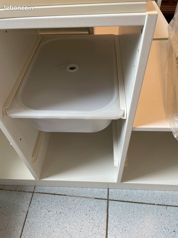 Lot de quatre meubles (image 6)