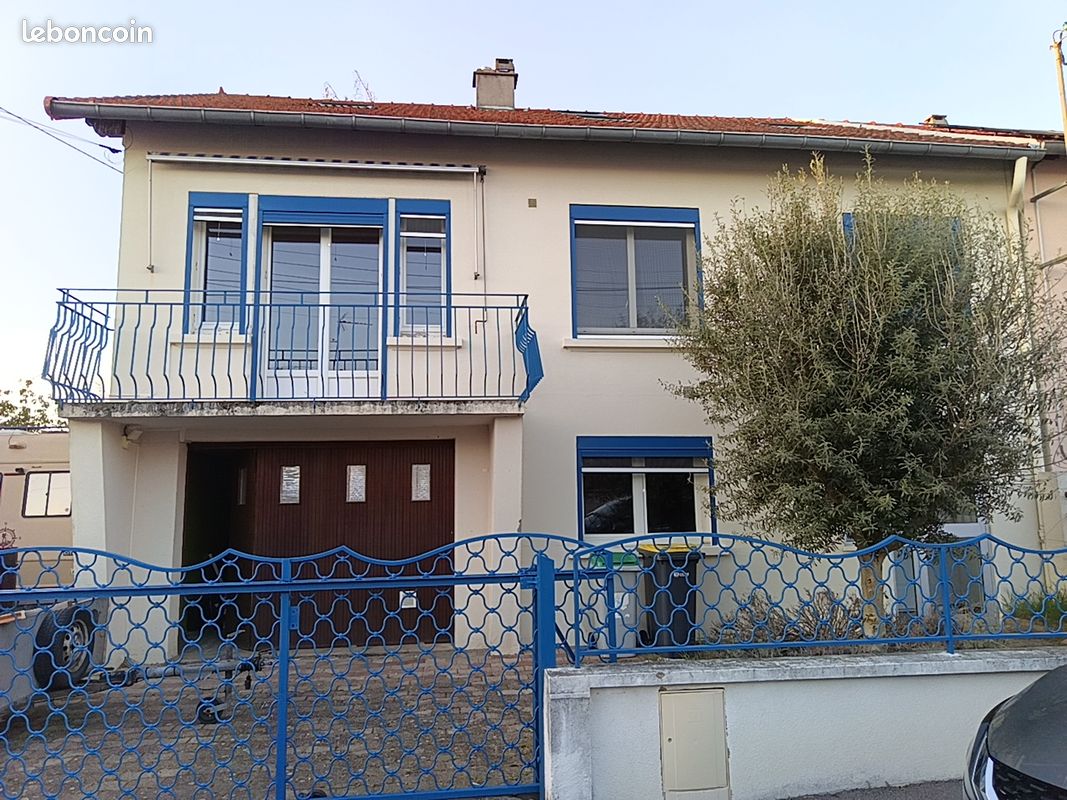 Maison 7 pièces 190 m² · à Montluçon · 190 m² · 140 000 €