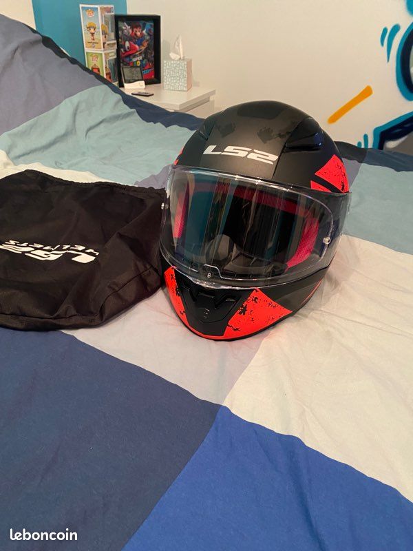 Casque karting ou moto . Neuf (image 1)