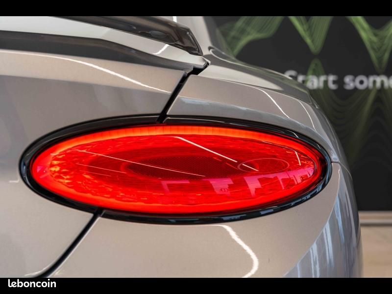 Bentley Continental GT V8 4.0 550cv (image 30)