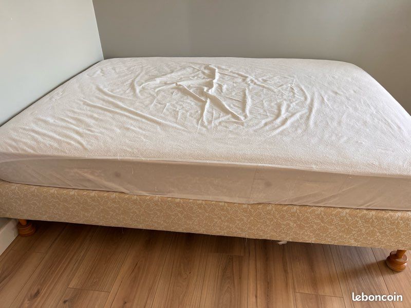 Lit et matelas (image 3)
