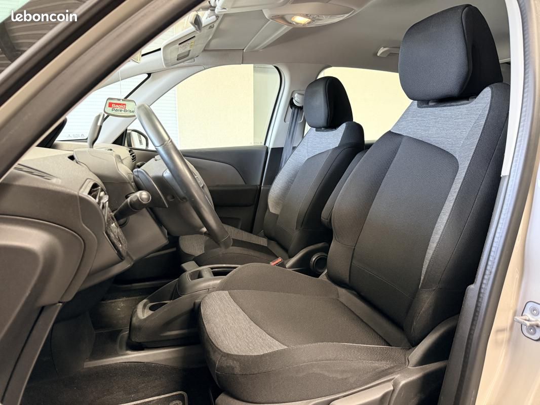 Citroën C4 Picasso 1.6 BlueHDi 120ch Feel S&S (image 8)