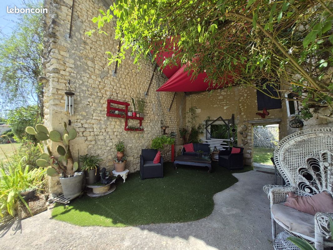 Maison 6 pièces 180 m² · à La Vergne · 180 m² · 282 000 €