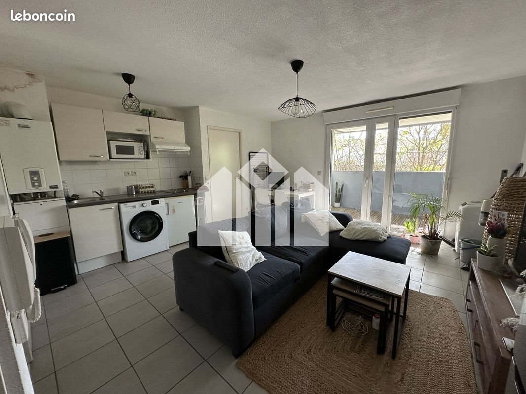 Appartement 2 pièces 40 m² · à Cenon · 40 m² · 626 €