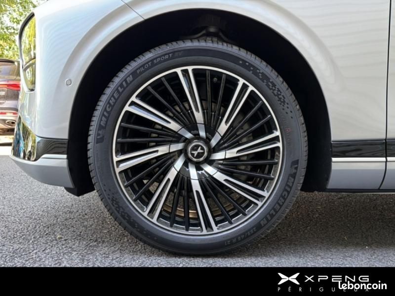 Xpeng G9 575ch 93,1kWh AWD Performance (image 20)