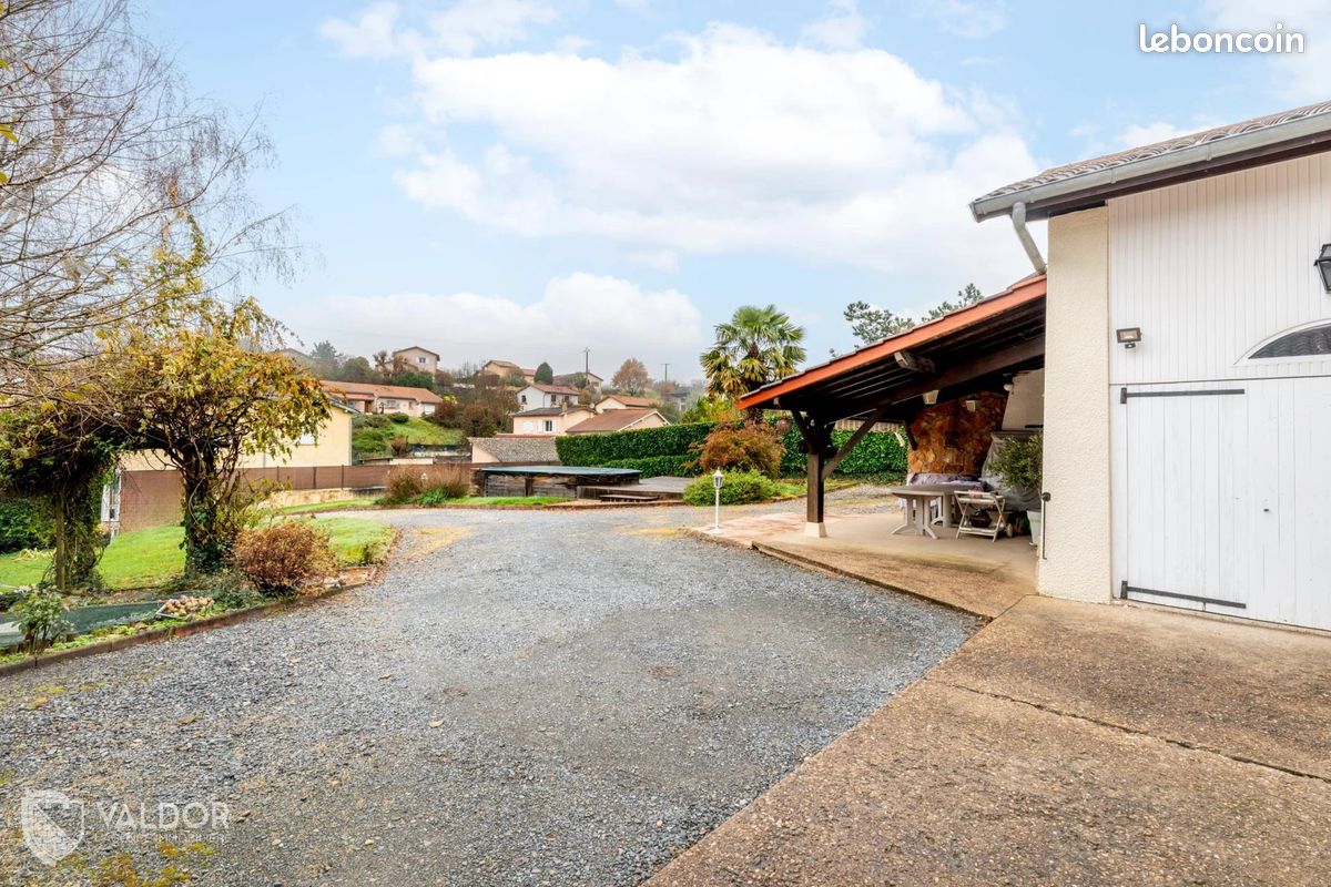Maison 6 pièces 150 m² · à Frans · 150 m² · 360 000 €