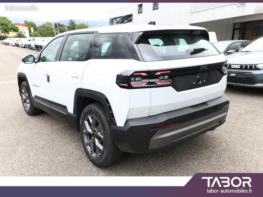 Jeep Compass Hybrid Altitude (image 4)