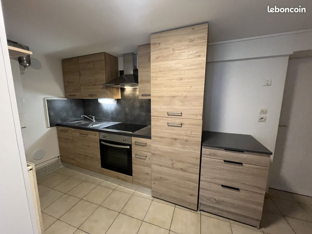 Appartement 3 pièces 61 m² · à Fécamp · 61 m² · 750 €/mois