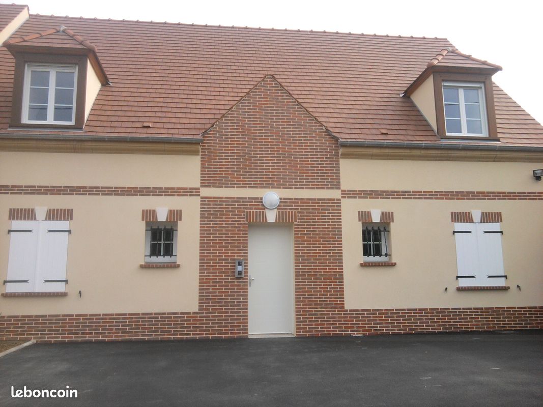 Parking 2 pièces 39 m² · à Beauvais · 39 m² · 550 €/mois