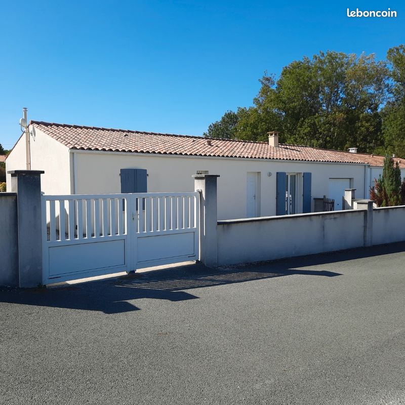Maison 5 pièces 95 m² · à Saintes · 95 m² · 840 €/mois