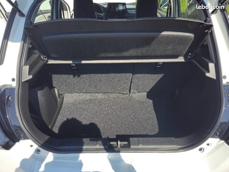 Suzuki Swift 1.2 Hybrid 83ch Avantage (image 25)